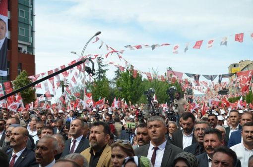  BAHÇELİ, ÇORUM’DAN MUHALEFETE YÜKLENDİ  4