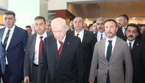  BAHÇELİ, ÇORUM’DAN MUHALEFETE YÜKLENDİ  7