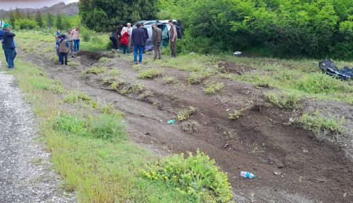 Osmancık'ta hafif Ticari araç devrildi. 2 yaralı 3