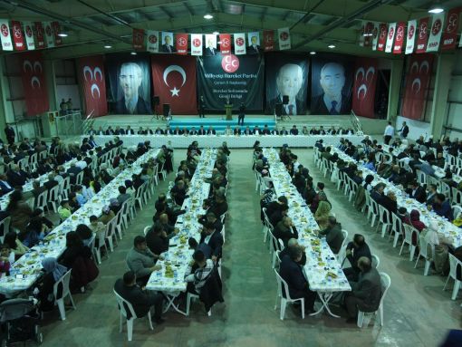  MHP’DEN BEREKET SOFRASINDA GÖNÜL BİRLİĞİ İFTARI! 7