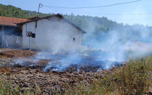  Osmancık'ta alev alan gübre zamanında söndürüldü 1