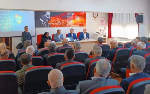  Osmancık'ta  Köylere Hizmet Götürme Birliği encümen üyeleri seçimi 5