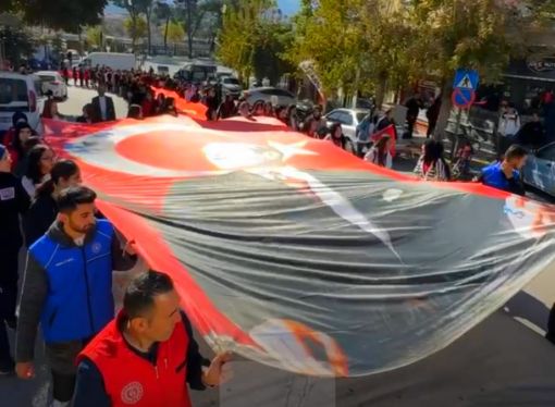  Osmancık'ta Cumhuriyet Bayramı Kutlamaları Kortej yürüyüşü ile başladı 2