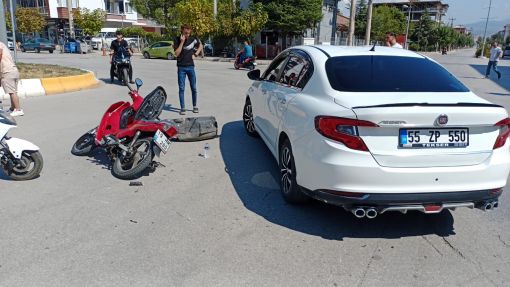  Osmancık’ta motosikletle otomobil çarpıştı 1 yaralı 3