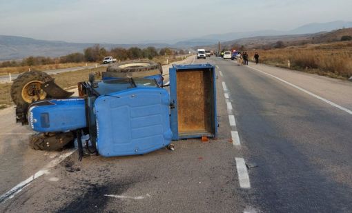  Osmancık’ta trafik kazası faciadan dönüldü 16 yaralı 3