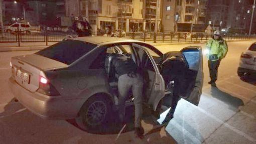  Polisin yaptığı şok uygulamalarda 16 adet silah elde edildi 2