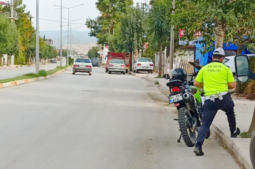  Vali Akın’ın babası Osmancık'ta trafik kazası geçirdi 10